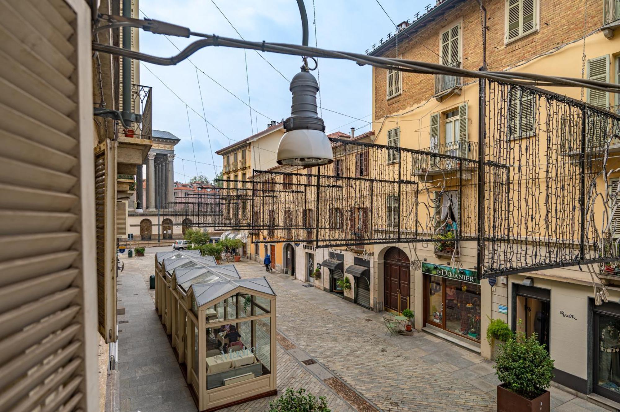 Loft Verga, Cuore E Stile In Centro A Torino Zewnętrze zdjęcie